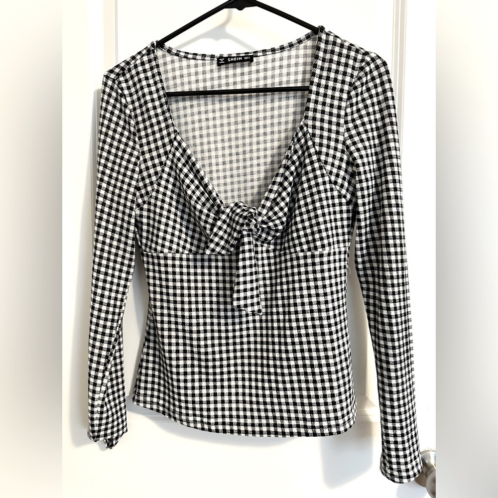 Checkered front tie wide neck jersey top